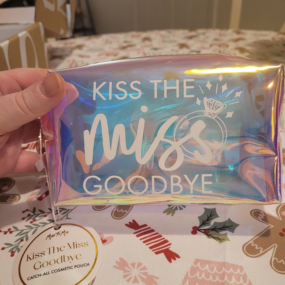 Bride to Be Cosmetic Pouch